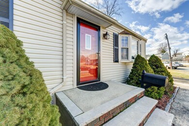 85 Longview Cir, Fords, NJ 08863 - photo 5