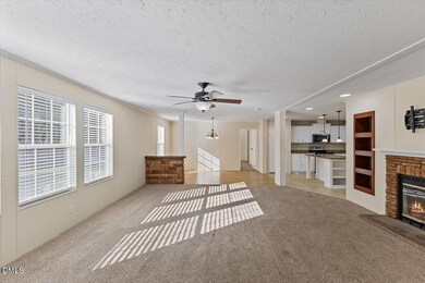 922 Hummingbird Rd, Four Oaks, NC 27524 - photo 6