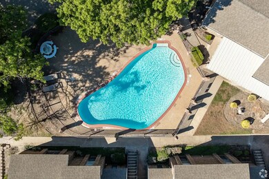 1000 River Bend Dr unit A2-0302, Lancaster, TX 75146 - photo 7