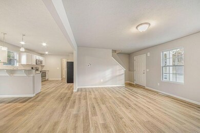 3-GOS095-i1810-Great Room3