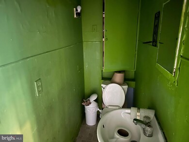 100 S Conkling St, Baltimore, MD 21224 - photo 7