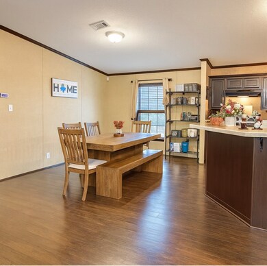 149 High Meadows Dr, Gonzales, TX 78629 - photo 5