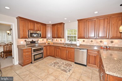 9120 Mossy Rock Ct, Bristow, VA 20136 - photo 4