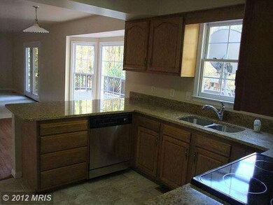 12716 Banner Plantation Dr, Fredericksburg, VA 22407 - photo 3