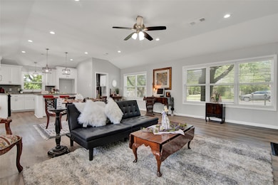 1330 W Day St, Denison, TX 75020 - photo 6