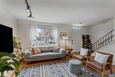 105 Pepper Place, Charlottesville, VA 22902 - photo 5