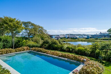 93 S Water St, Edgartown, MA 02539 - photo 2