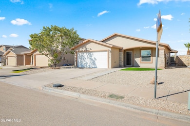 10761 Canyon Sage Dr, El Paso, TX 79924 - photo 2