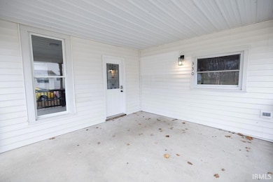 330 W Mckeever St, Andrews, IN 46702 - photo 3