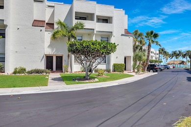 601 W Ocean Unit 203