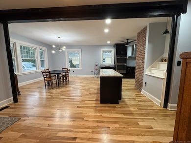 127 Lambert Ave, Meriden, CT 06451 - photo 5