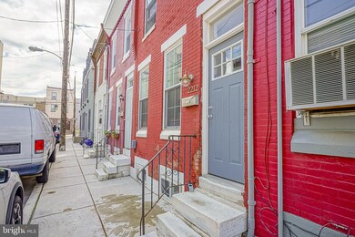 2212 Gerritt St, Philadelphia, PA 19146 - photo 2