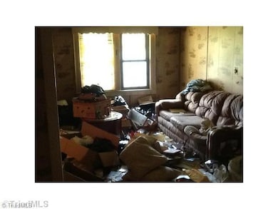 1020 Chisholm Rd, Ramseur, NC 27316 - photo 4