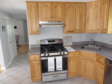 116 Village St, Concord, NH 03303 - photo 4