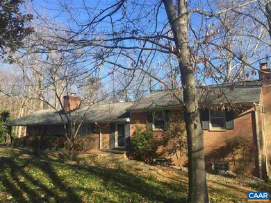 106 Powhatan Cir, Charlottesville, VA 22901 - photo 6