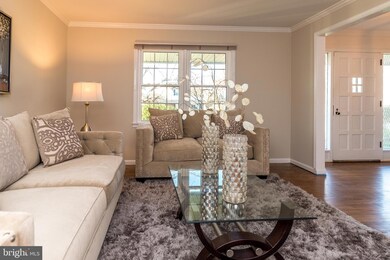 925 Denston Dr, Ambler, PA 19002 - photo 3