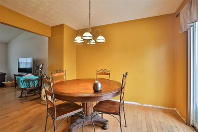 2404 Copper Creek Rd, Maryville, IL 62062 - photo 7