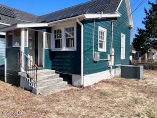 509 Champlain st-upclose back side porch