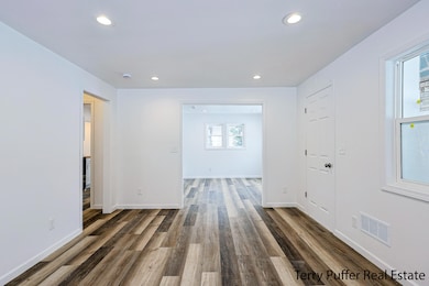 1752 Jarman St, Muskegon, MI 49442 - photo 7