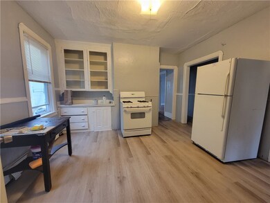 82 Huron St, Providence, RI 02908 - photo 3