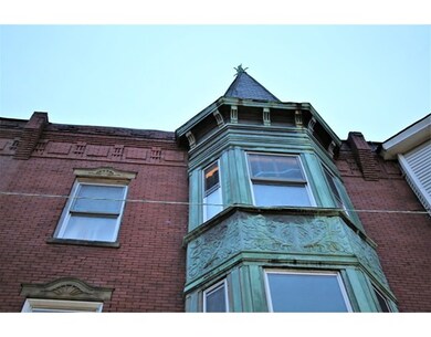 338 Meridian St, Boston, MA 02128 - photo 4