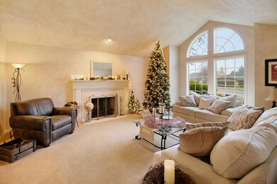 2412 Meadow Creek Dr, Medford, OR 97504 - photo 5