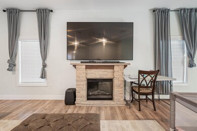 20 Ferson St, Nashua, NH 03060 - photo 6