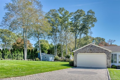 750 Mayflower Rd, Mattituck, NY 11952 - photo 2