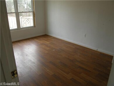 6171 Hickory Creek Rd, High Point, NC 27263 - photo 3