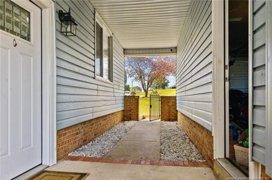 1231 Marlborough Rd, Fayetteville, NC 28304 - photo 4