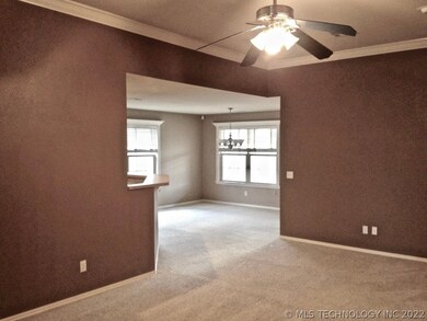 11713 S Locust Ave, Jenks, OK 74037 - photo 2