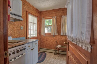 Mud room, enclosed porch access