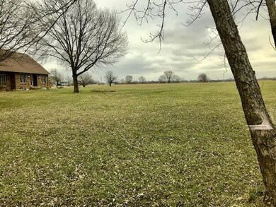 33880 W 363rd St, Osawatomie, KS 66064 - photo 2