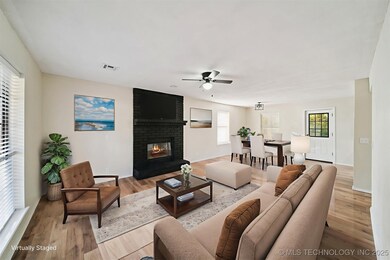 10811 E 101st St N, Owasso, OK 74055 - photo 5