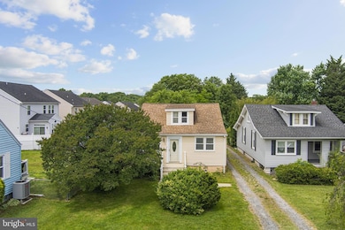 218 N Hammonds Ferry Rd, Linthicum Heights, MD 21090 - photo 2