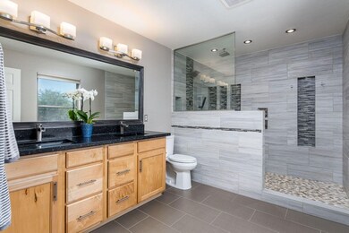 04_Master Bath