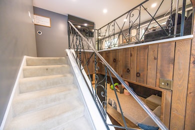 613 Westnedge Rd, Joliet, IL 60435 - photo 5