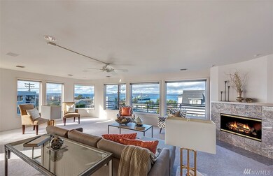 107 Bell St unit 200, Edmonds, WA 98020 - photo 2