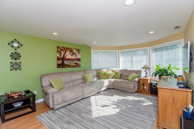 1255 Glengrove Ave, Central Point, OR 97502 - photo 6