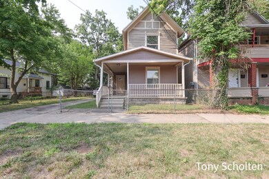 713 6th St NW, Grand Rapids, MI 49504 - photo 2