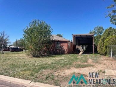 201 W Rainbow Dr, Hobbs, NM 88240 - photo 2