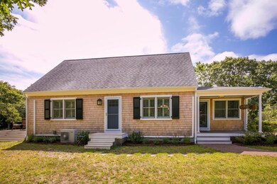 37 Edgewood Dr, Edgartown, MA 02539 - photo 2