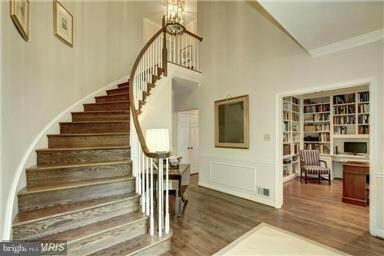 9 Vendome Ct, Bethesda, MD 20817 - photo 3