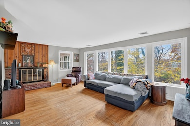 612 Meadowvale Ln, Media, PA 19063 - photo 5