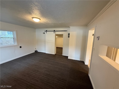 604 Crider Ave NE, New Philadelphia, OH 44663 - photo 2