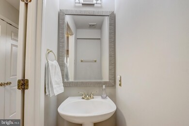 5200 Winding Star Cir, Columbia, MD 21044 - photo 7