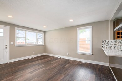 3915 Halsey Place, Columbus, OH 43228 - photo 6