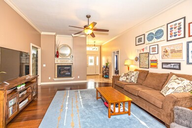 107 Kipling Way-20