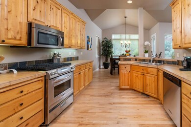 19480 Ironwood Cir, Bend, OR 97702 - photo 7