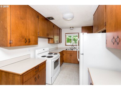 12795 SW Faircrest St, Portland, OR 97225 - photo 7